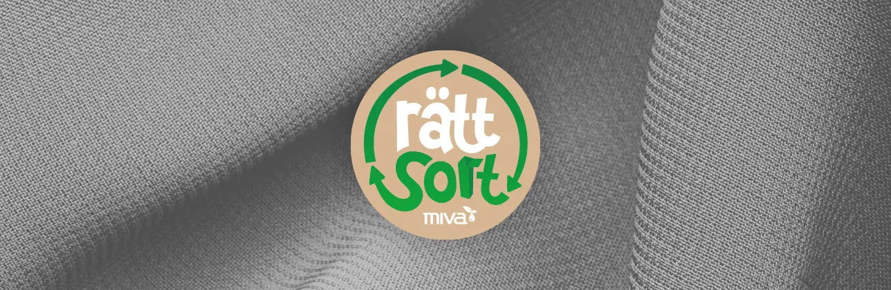 Textil på grå bakgrund med RättSort-logotype